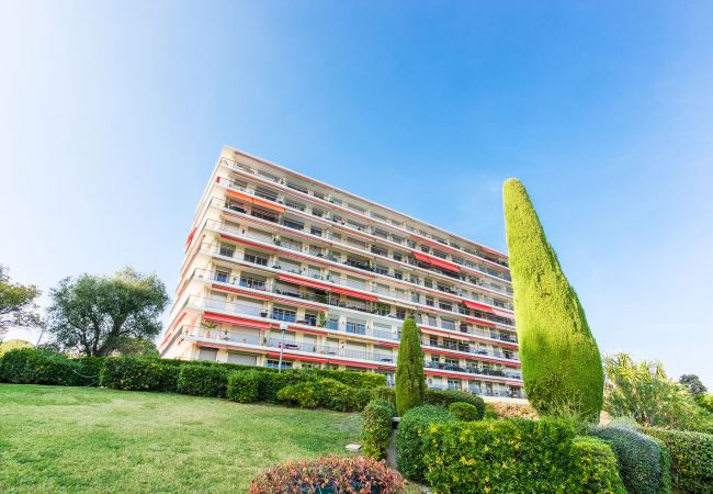 Appartement à Nice - LE SIRIUS BY RIVIERA HOLIDAY HOMES Appartement à Nice - LE SIRIUS BY RIVIERA HOLIDAY HOMES