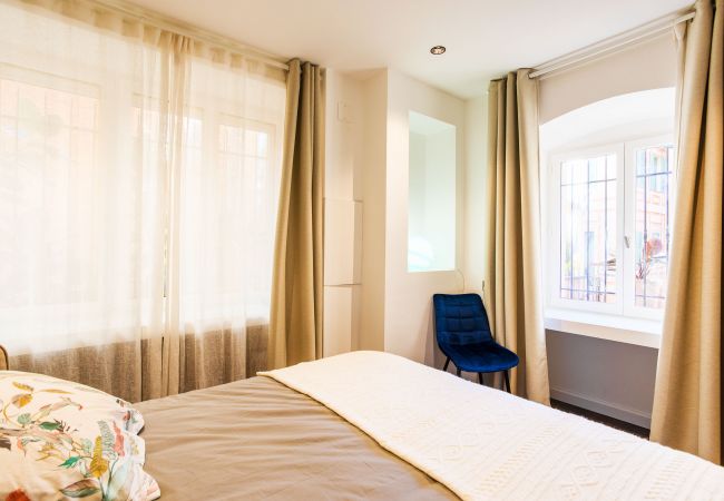 Appartement à Villefranche-sur-Mer - LE MAY AP4338 By Riviera Holiday Homes Appartement à Villefranche-sur-Mer - LE MAY AP4338 By Riviera Holiday Homes