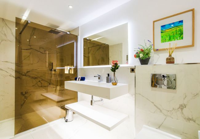 Appartement à Villefranche-sur-Mer - LE MAY AP4338 By Riviera Holiday Homes Appartement à Villefranche-sur-Mer - LE MAY AP4338 By Riviera Holiday Homes