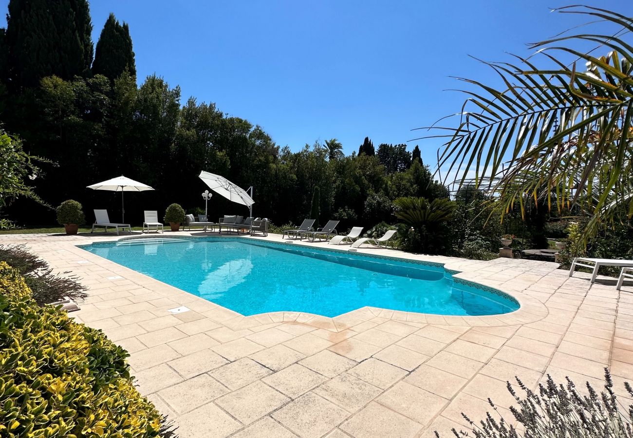 Villa à Cannes - LA GLORIETTE