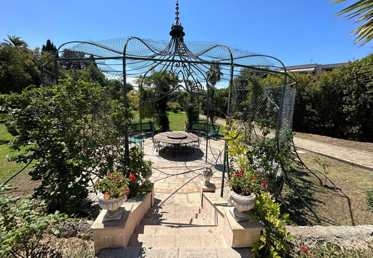 Villa à Cannes - LA GLORIETTE