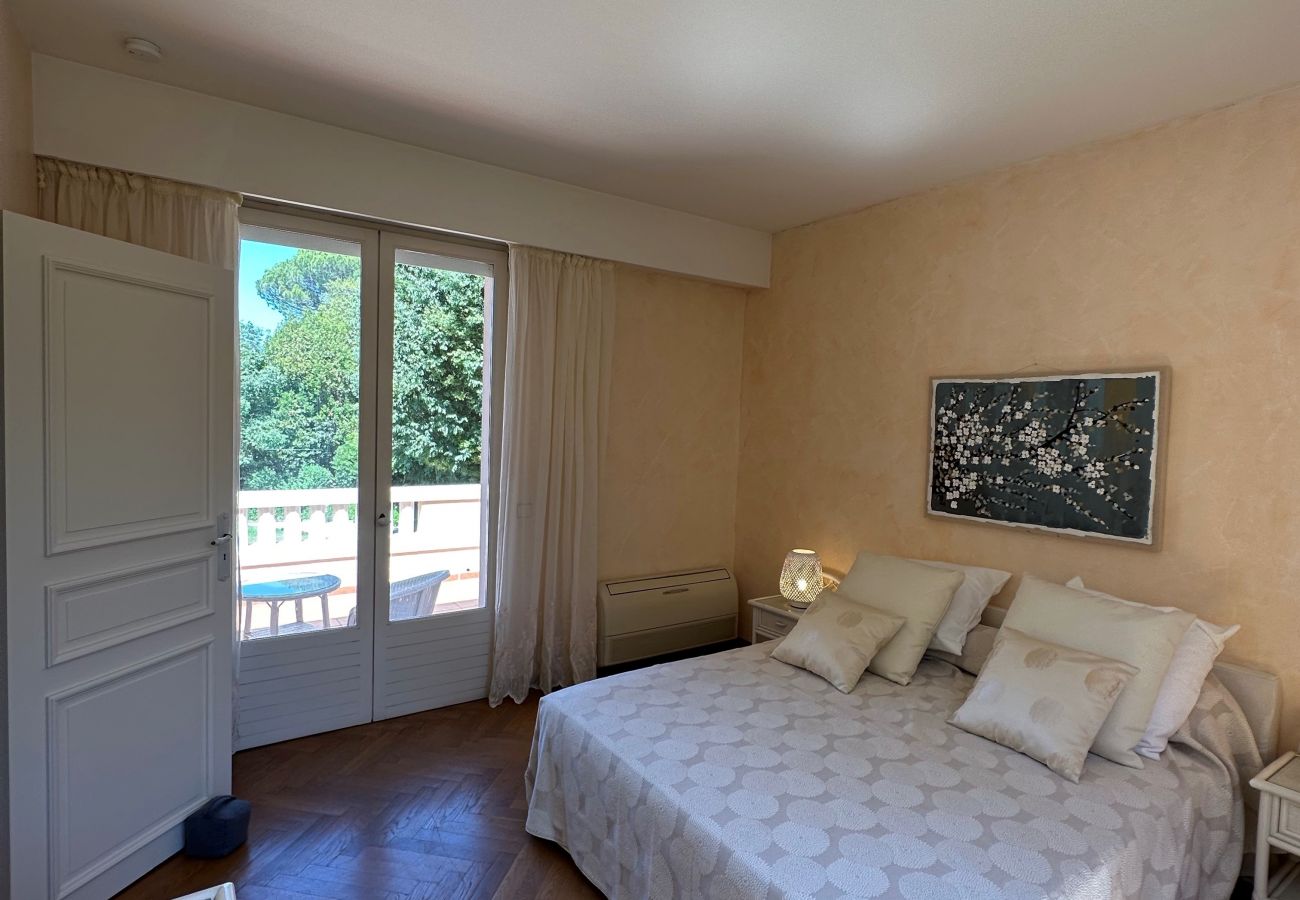 Villa à Cannes - LA GLORIETTE