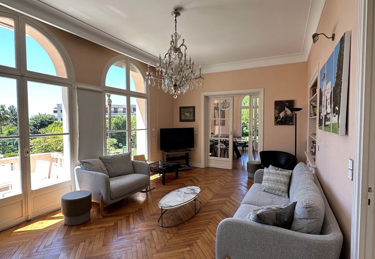 Villa à Cannes - LA GLORIETTE