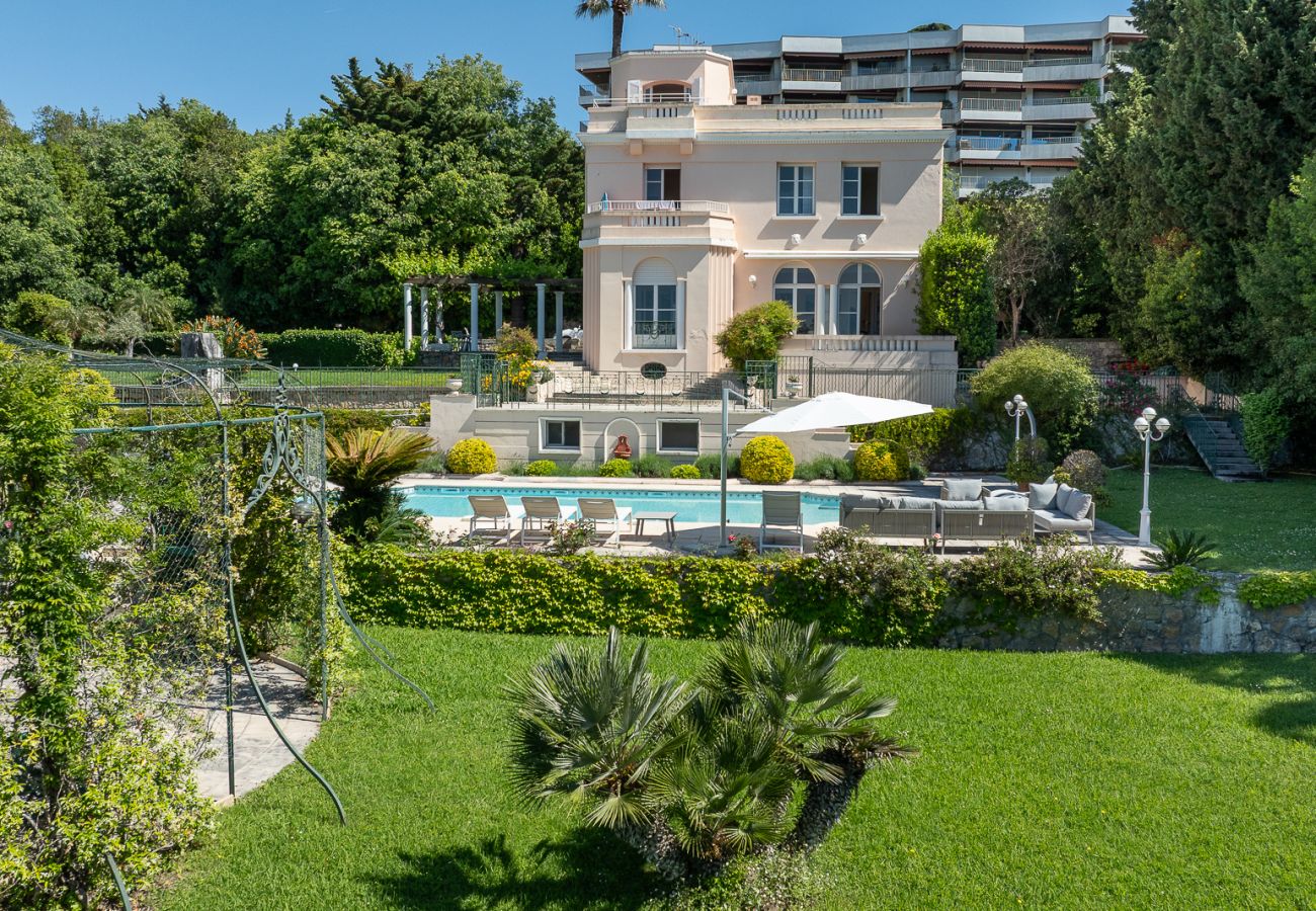 Villa à Cannes - LA GLORIETTE