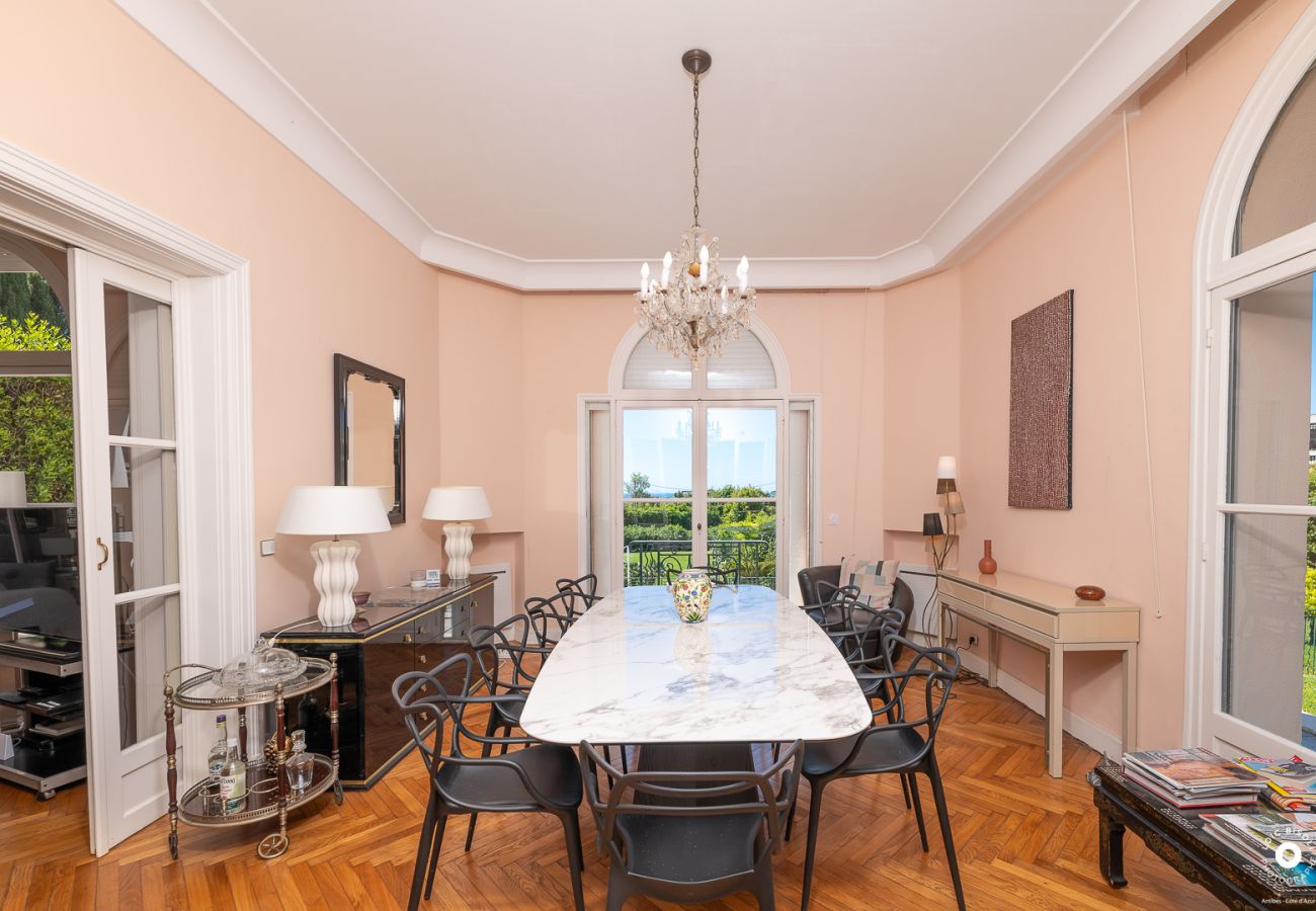 Villa à Cannes - LA GLORIETTE