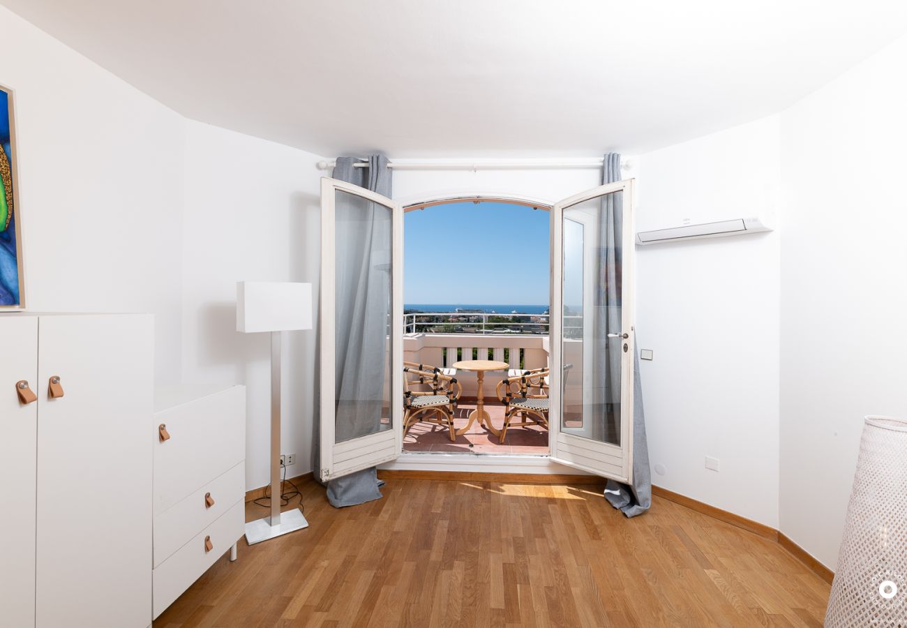 Villa à Cannes - LA GLORIETTE