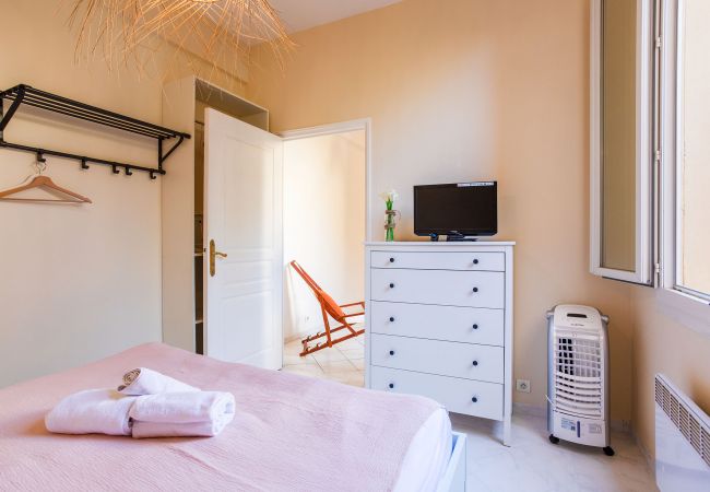 Appartement à Villefranche-sur-Mer - LE FLORIDA AP4340 By Riviera Holiday Homes Appartement à Villefranche-sur-Mer - LE FLORIDA AP4340 By Riviera Holiday Homes