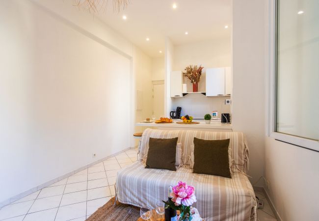 Appartement à Villefranche-sur-Mer - LE FLORIDA AP4340 By Riviera Holiday Homes Appartement à Villefranche-sur-Mer - LE FLORIDA AP4340 By Riviera Holiday Homes