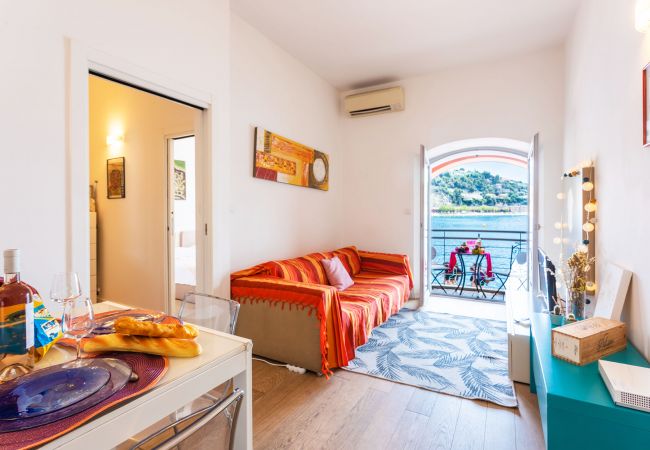 Appartement à Villefranche-sur-Mer - LA RESERVE AP4369 By Riviera Holiday Home Appartement à Villefranche-sur-Mer - LA RESERVE AP4369 By Riviera Holiday Home