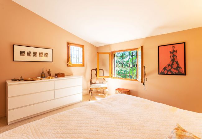 Villa à Grasse - MAS DES  LAURIERS VI4370 By Riviera Holiday Homes Villa à Grasse - MAS DES  LAURIERS VI4370 By Riviera Holiday Homes