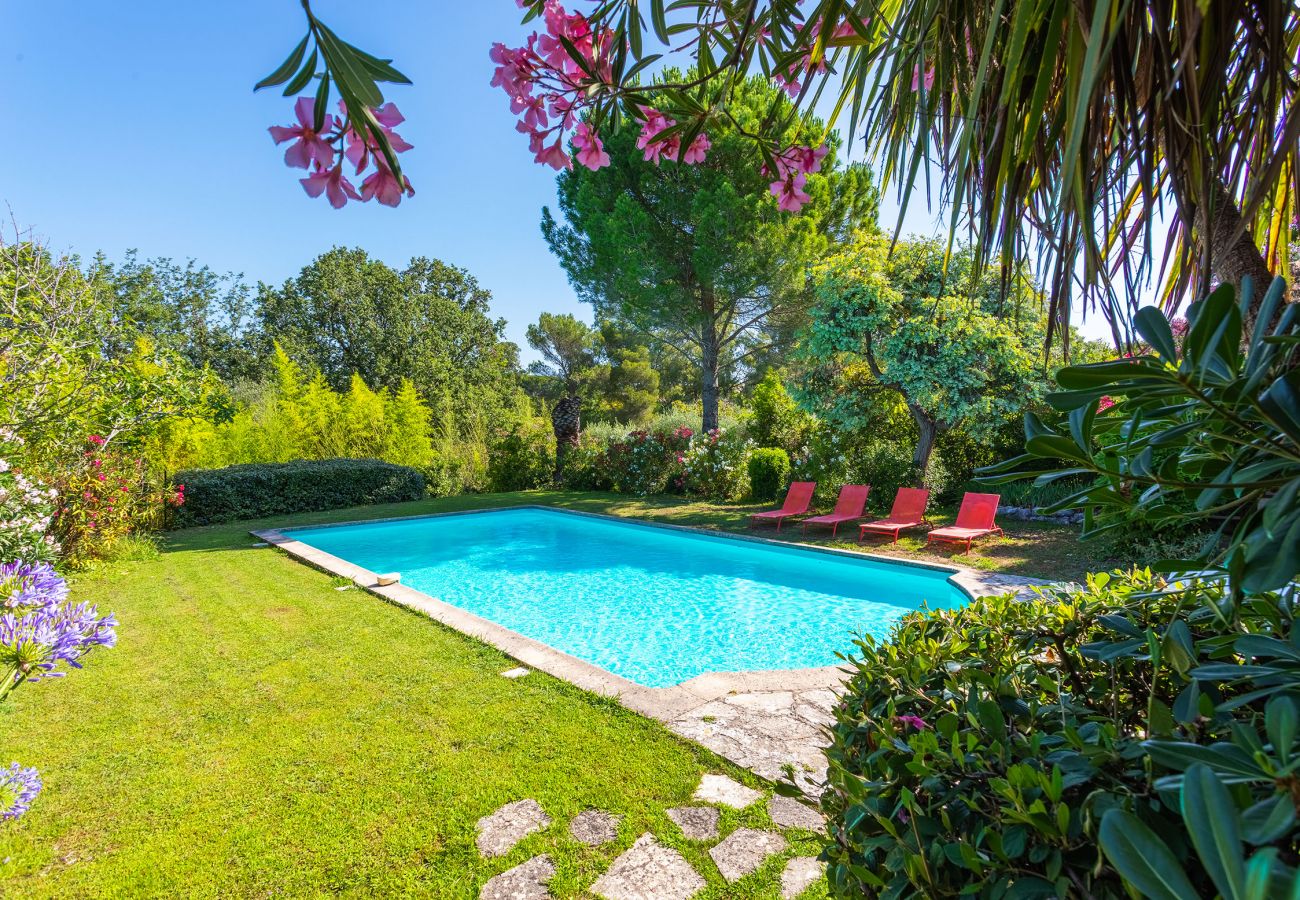 Villa à Grasse - MAS DES  LAURIERS VI4370 By Riviera Holiday Homes