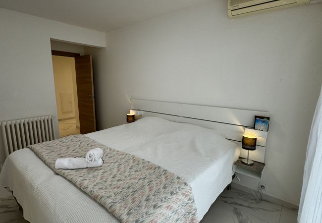 Appartement à Cannes - PALAIS ROYAL CROISETTE 2 CHAMBRES Appartement à Cannes - PALAIS ROYAL CROISETTE 2 CHAMBRES