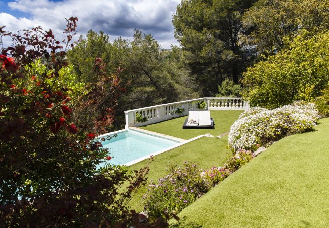 Villa à Nice - VILLA DE FERIC VI4396 By Riviera Holiday Homes Villa à Nice - VILLA DE FERIC VI4396 By Riviera Holiday Homes