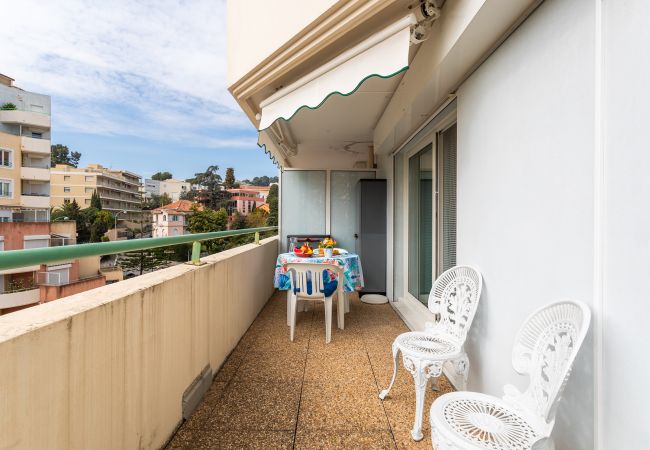 Appartement à Nice - PALAIS DES ARTS AP4399 By Riviera Holiday Homes  Appartement à Nice - PALAIS DES ARTS AP4399 By Riviera Holiday Homes