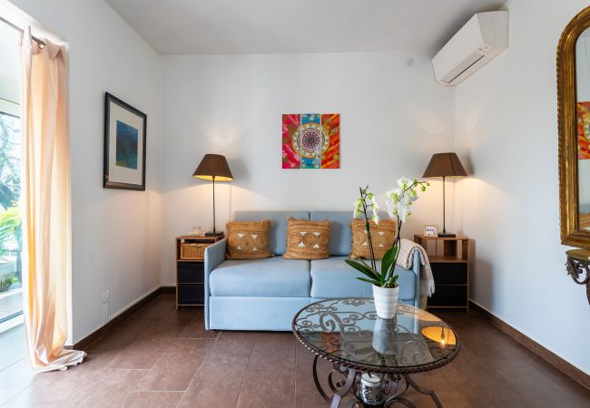 Villa à Villefranche-sur-Mer - VILLA MARGUERITE VI 4406 By Riviera Holiday Homes Villa à Villefranche-sur-Mer - VILLA MARGUERITE VI 4406 By Riviera Holiday Homes