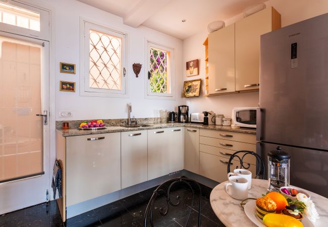 Villa à Villefranche-sur-Mer -  ROMANTIC VILLA VI4412 By Riviera Holiday Homes  Villa à Villefranche-sur-Mer -  ROMANTIC VILLA VI4412 By Riviera Holiday Homes