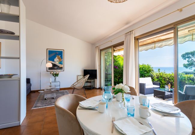 Villa à Eze - VILLA LA PETITE RESERVE VI4416 By Riviera Holiday Homes Villa à Eze - VILLA LA PETITE RESERVE VI4416 By Riviera Holiday Homes