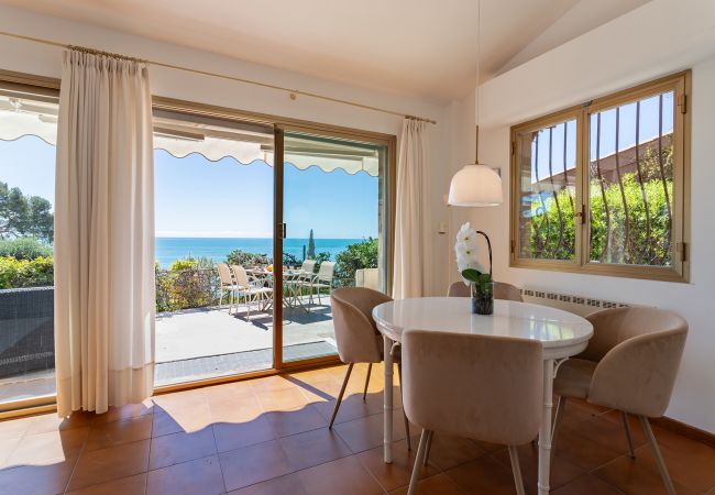 Villa à Eze - VILLA LA PETITE RESERVE VI4416 By Riviera Holiday Homes Villa à Eze - VILLA LA PETITE RESERVE VI4416 By Riviera Holiday Homes