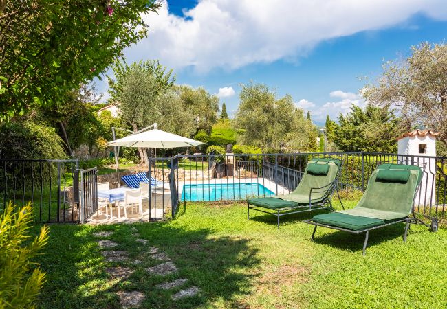 Villa à Mougins - VILLA LA ROSERAIE VI4425 By Riviera Holiday Homes Villa à Mougins - VILLA LA ROSERAIE VI4425 By Riviera Holiday Homes