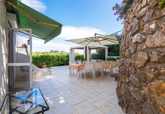 Villa à Mougins - VILLA LA ROSERAIE VI4425 By Riviera Holiday Homes Villa à Mougins - VILLA LA ROSERAIE VI4425 By Riviera Holiday Homes
