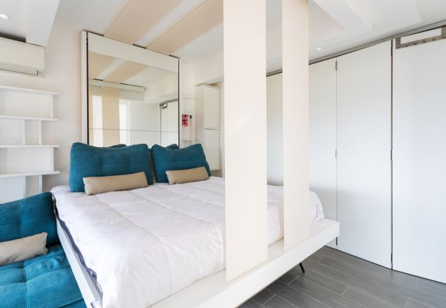 Studio à Villefranche-sur-Mer -  L'ESTEREL AP4431 By Riviera Holiday Homes  Studio à Villefranche-sur-Mer -  L'ESTEREL AP4431 By Riviera Holiday Homes