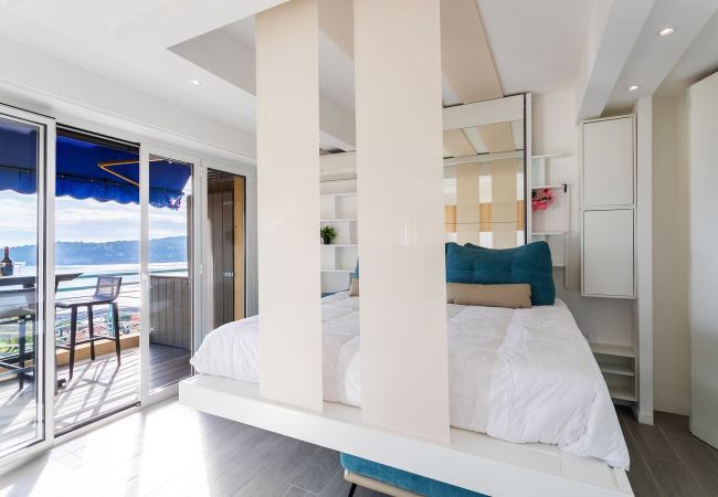 Studio à Villefranche-sur-Mer -  L'ESTEREL AP4431 By Riviera Holiday Homes  Studio à Villefranche-sur-Mer -  L'ESTEREL AP4431 By Riviera Holiday Homes