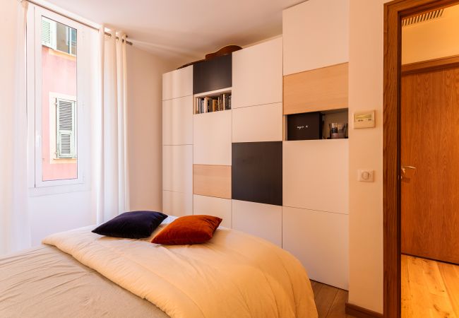 Appartement à Nice - PORT LYMPIA AP4429 By Riviera Holiday Homes  Appartement à Nice - PORT LYMPIA AP4429 By Riviera Holiday Homes