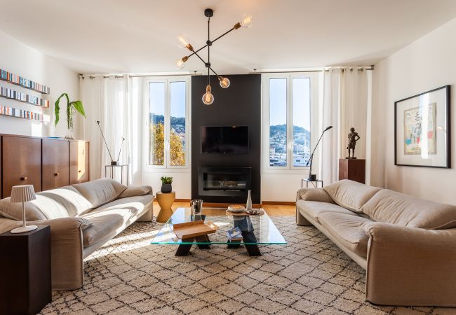 Appartement à Nice - PORT LYMPIA AP4429 By Riviera Holiday Homes  Appartement à Nice - PORT LYMPIA AP4429 By Riviera Holiday Homes