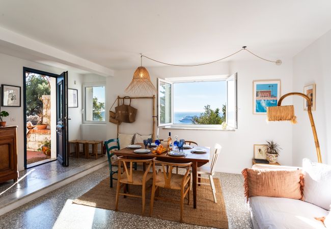 Villa à Villefranche-sur-Mer - CASA ROSALIE VI4442 By Riviera Holiday Homes  Villa à Villefranche-sur-Mer - CASA ROSALIE VI4442 By Riviera Holiday Homes