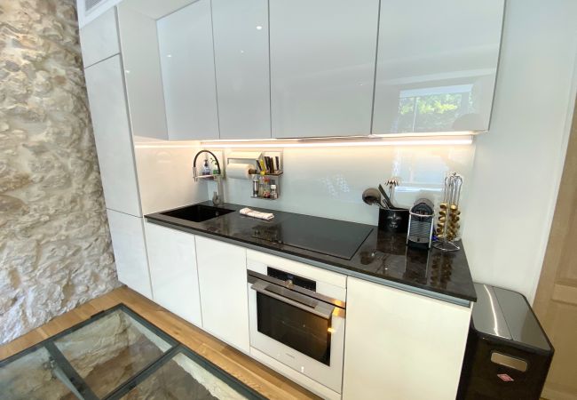 Appartement à Villefranche-sur-Mer - COCON AP4446 By Riviera Holiday Homes Appartement à Villefranche-sur-Mer - COCON AP4446 By Riviera Holiday Homes