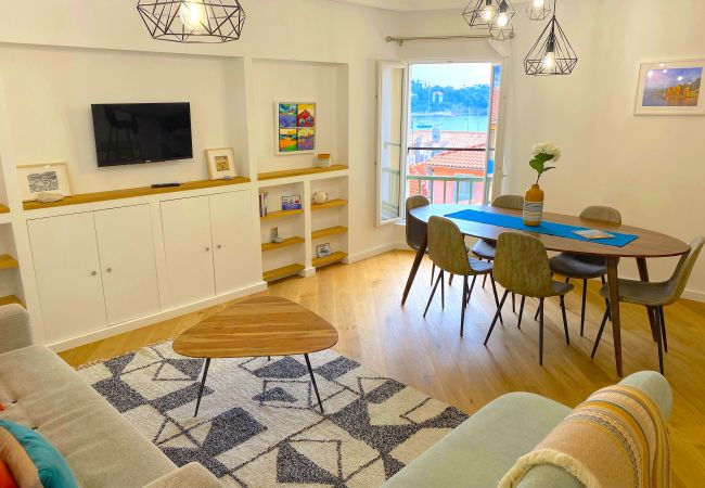 Appartement à Villefranche-sur-Mer - LARA AP4441 By Riviera Holiday Homes  Appartement à Villefranche-sur-Mer - LARA AP4441 By Riviera Holiday Homes