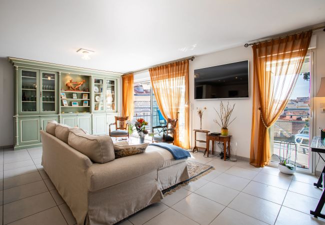 Appartement à Nice - Jardin Wilson AP4455 by RIVIERA HOLIDAY HOMES Appartement à Nice - Jardin Wilson AP4455 by RIVIERA HOLIDAY HOMES