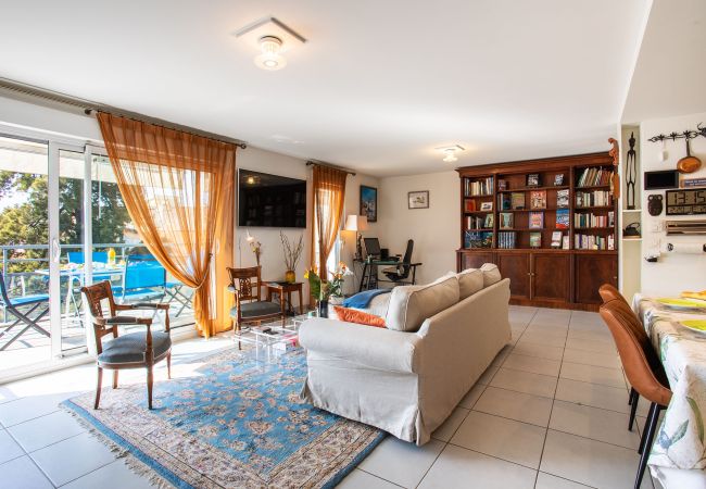 Appartement à Nice - Jardin Wilson AP4455 by RIVIERA HOLIDAY HOMES Appartement à Nice - Jardin Wilson AP4455 by RIVIERA HOLIDAY HOMES