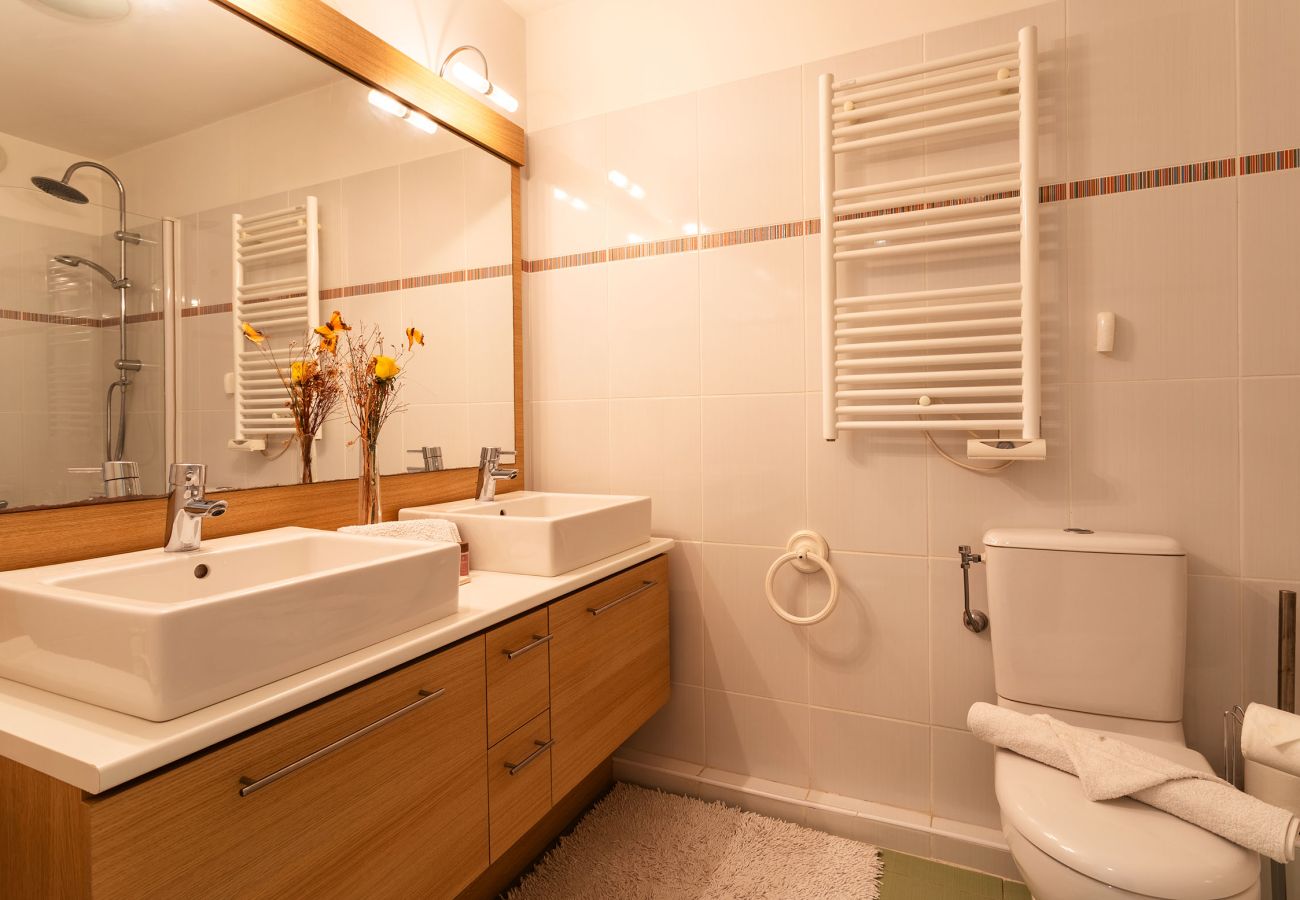 Appartement à Nice - Jardin Wilson AP4455 by RIVIERA HOLIDAY HOMES