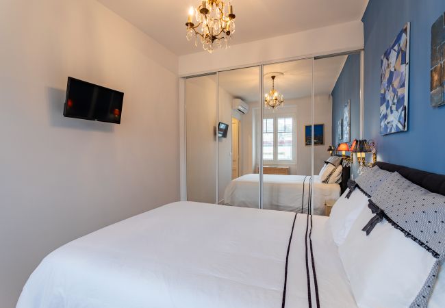Appartement à Nice - LE ROYAL AP4456 by Riviera Holiday Homes Appartement à Nice - LE ROYAL AP4456 by Riviera Holiday Homes