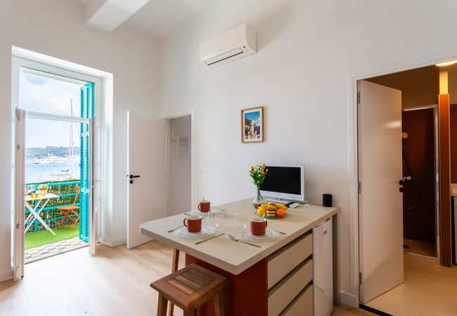 Appartement à Villefranche-sur-Mer - TERRACOTTA AP4457 By Riviera Holiday Homes Appartement à Villefranche-sur-Mer - TERRACOTTA AP4457 By Riviera Holiday Homes