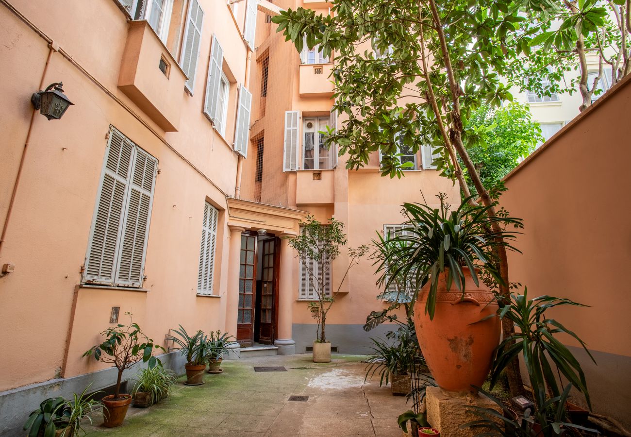 Appartement à Nice - Les Orangers AP4458 by Riviera Holiday Homes