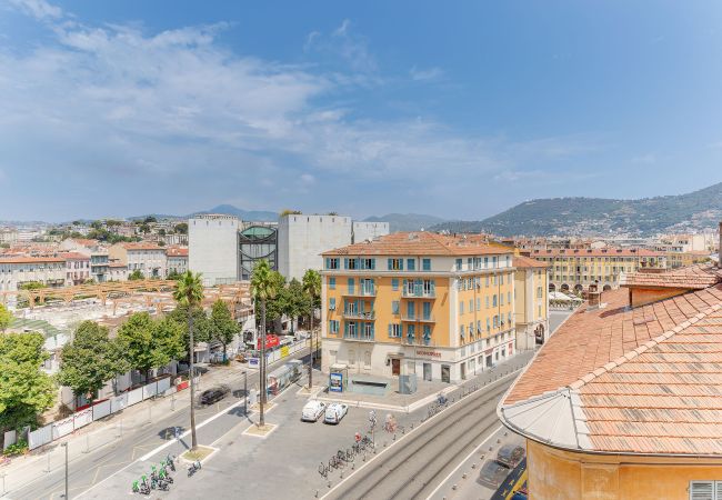 Appartement à Nice - LE PAIROLIERE AP4461 by Riviera Holiday Homes Appartement à Nice - LE PAIROLIERE AP4461 by Riviera Holiday Homes