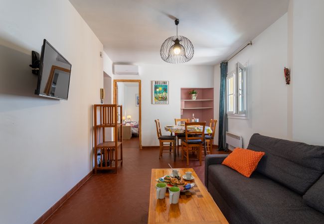 Appartement à Nice - VUE ROSSETTI AP4465 by Riviera Holiday Homes Appartement à Nice - VUE ROSSETTI AP4465 by Riviera Holiday Homes