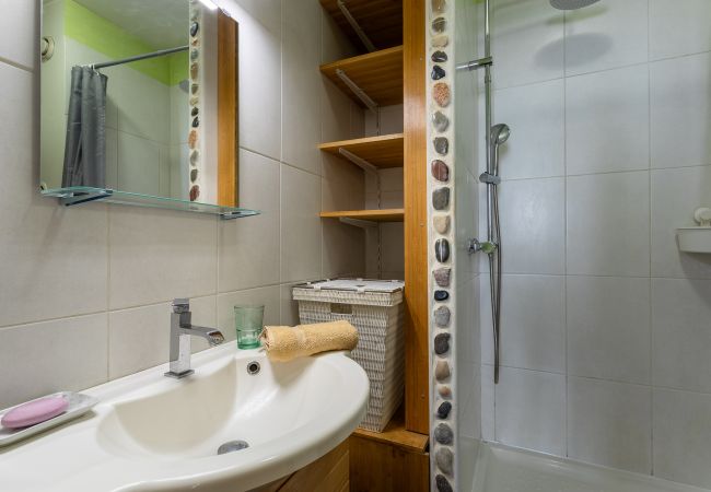 Appartement à Nice - VUE ROSSETTI AP4465 by Riviera Holiday Homes Appartement à Nice - VUE ROSSETTI AP4465 by Riviera Holiday Homes