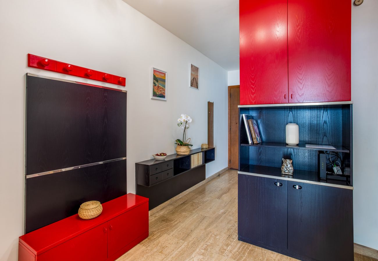Appartement à Cagnes-sur-Mer - LE CHANTILLY AP4464 by RIVIERA HOLIDAY HOMES