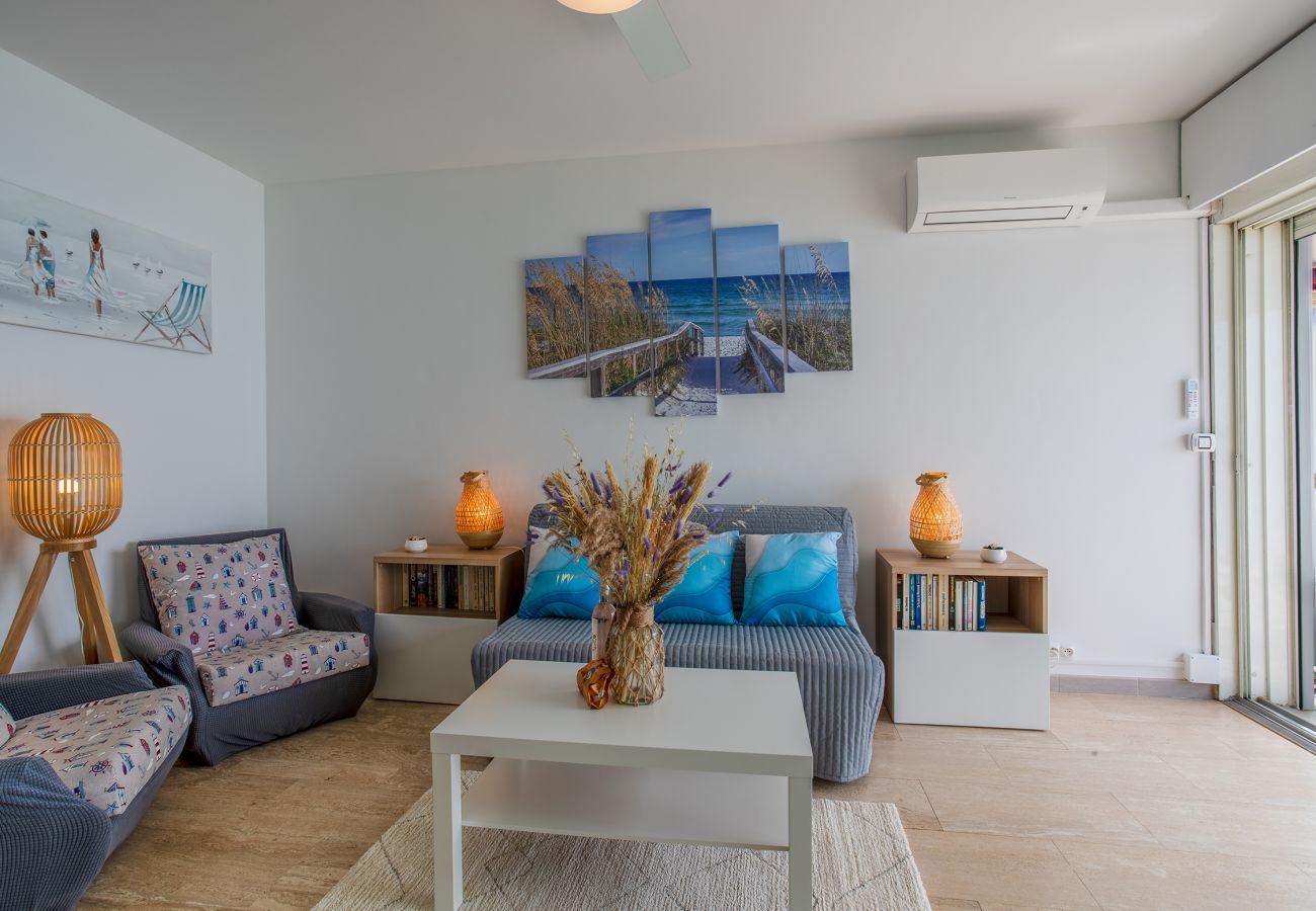 Appartement à Cagnes-sur-Mer - LE CHANTILLY AP4464 by RIVIERA HOLIDAY HOMES