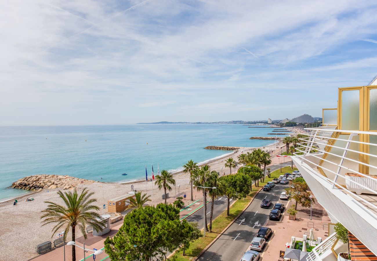 Appartement à Cagnes-sur-Mer - LE CHANTILLY AP4464 by RIVIERA HOLIDAY HOMES