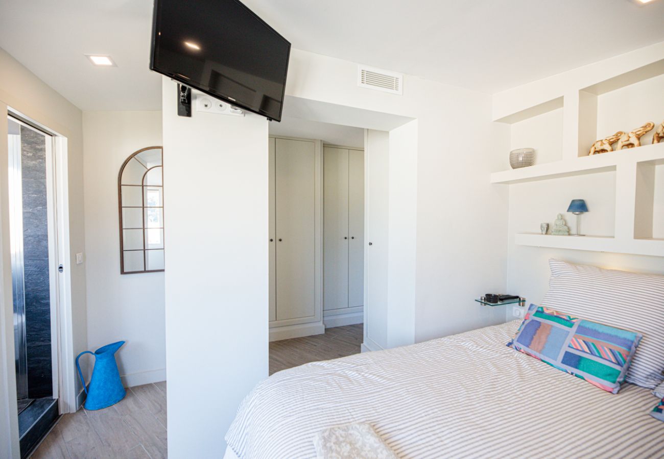 Appartement à Nice - La terrasse du port By Riviera Holiday Homes