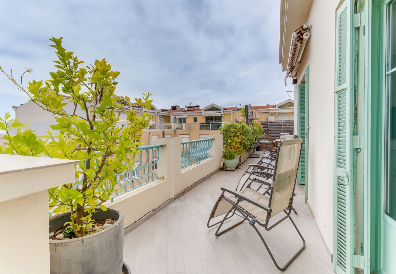 Appartement à Nice - La terrasse du port By Riviera Holiday Homes