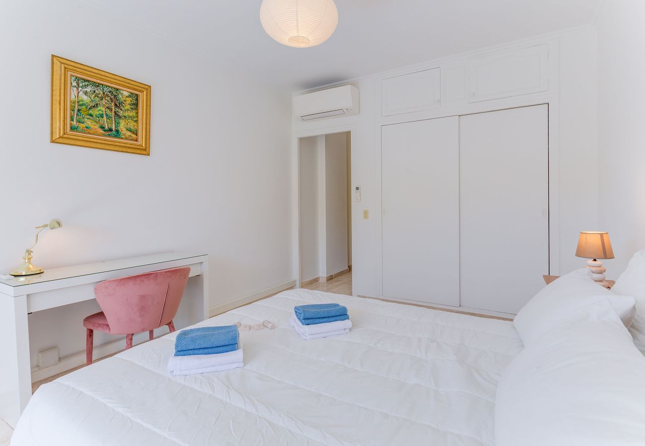 Appartement à Cap-d´Ail - LE BOIS JOLI AP4477 By Riviera Holiday Homes 