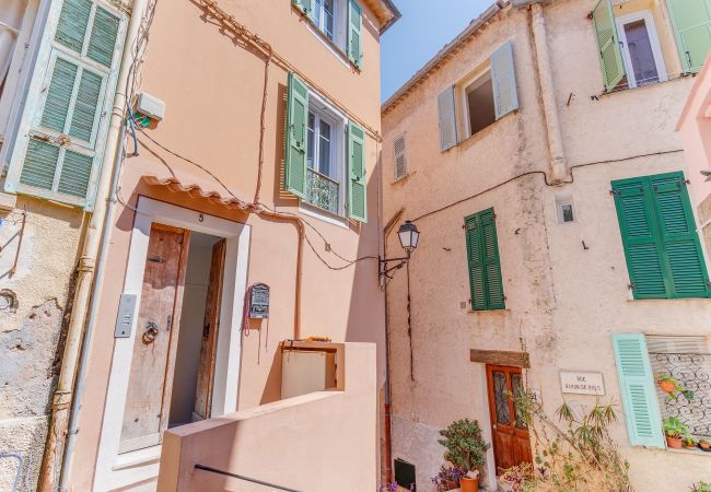 Appartement à Villefranche-sur-Mer - AUTHENTIC VILLEFRANCHE AP4472 By Riviera Holiday Homes Appartement à Villefranche-sur-Mer - AUTHENTIC VILLEFRANCHE AP4472 By Riviera Holiday Homes