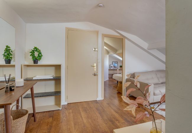 Appartement à Nice - ATTIC URBAN AP4485 by Riviera Holiday Homes  Appartement à Nice - ATTIC URBAN AP4485 by Riviera Holiday Homes