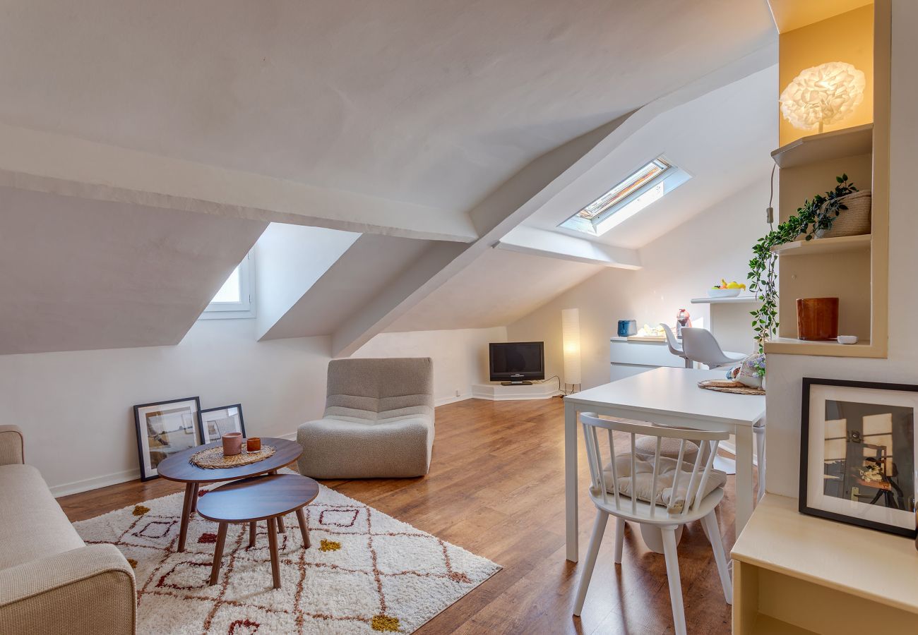 Appartement à Nice - ATTIC URBAN AP4485 by Riviera Holiday Homes 