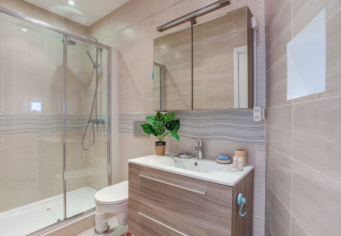 Appartement à Nice - NID MASSENA AP4486 by RIVIERA HOLIDAY HOMES